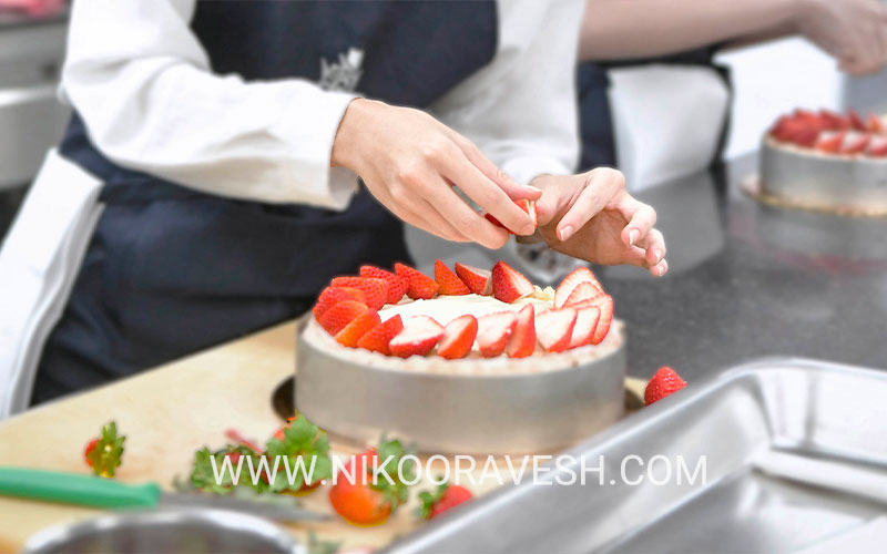 آموزش آشپزی در پردیس و بهترین آموزشگاه آشپزی در پردیس و بهترین آموزشگاه شیرینی پزی در پردیس و آموزش کیک پزی و شیرینی پزی و آشپزی در پردیس و انواع کلاس ها و دوره های آموزشی در پردیس - بهترین آموزشگاه کیک پزی در پردیس